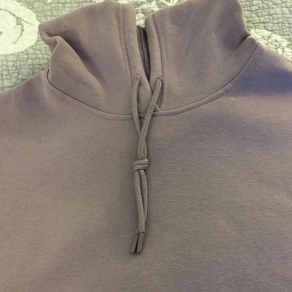 Harmony Balance Cropped Hoodie ~ Size Large ~ Lavender - Picture 4 of 11